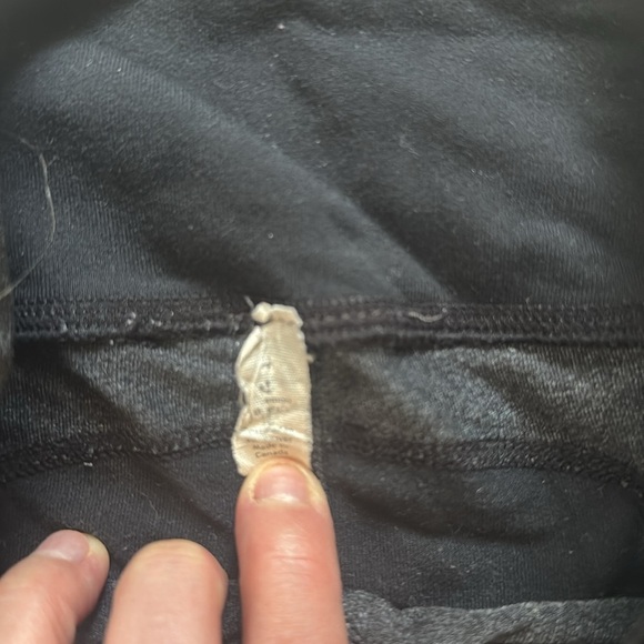 Lululemon Athletica Cropped Leggings - Picture 2 of 5